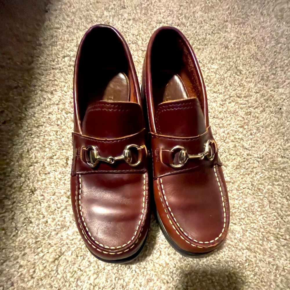 Beautiful and extremely comfortable EASTLAND Loafers. Size 8 M Women.